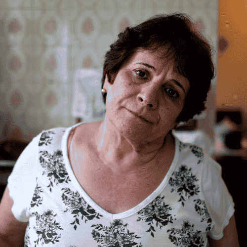 Elena R.